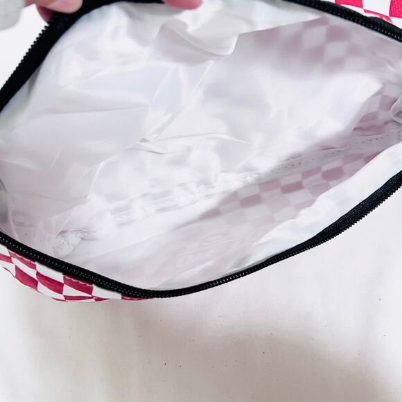 Vans Classic Checkered Fanny Pack Red White Big Logo Belt Bag Crossbody New - Picture 4 of 7